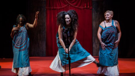 Teatro alla Casa Circondariale di Bologna Teatro alla Casa Circondariale di Bologna